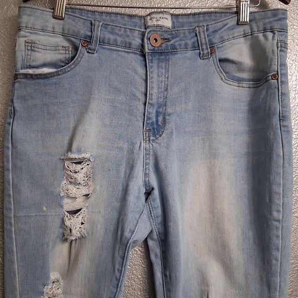 Junior's Light Blue Distressed Jeans  Size 15 - Picture 2 of 9